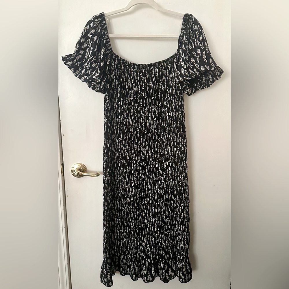 ❎SOLD❎NWT Floral Midi Dress